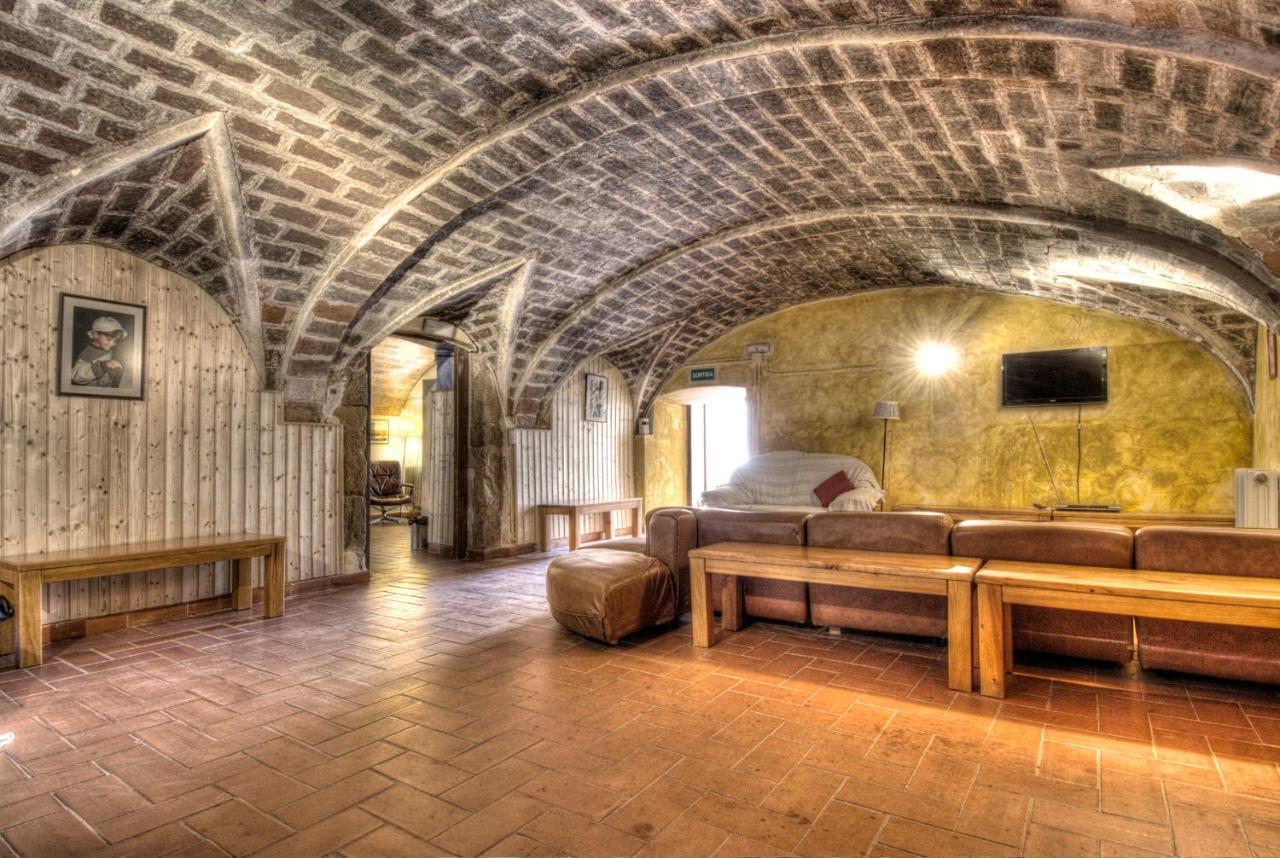 Mas Pages Hostel Sant Esteve De Guialbes Luaran gambar